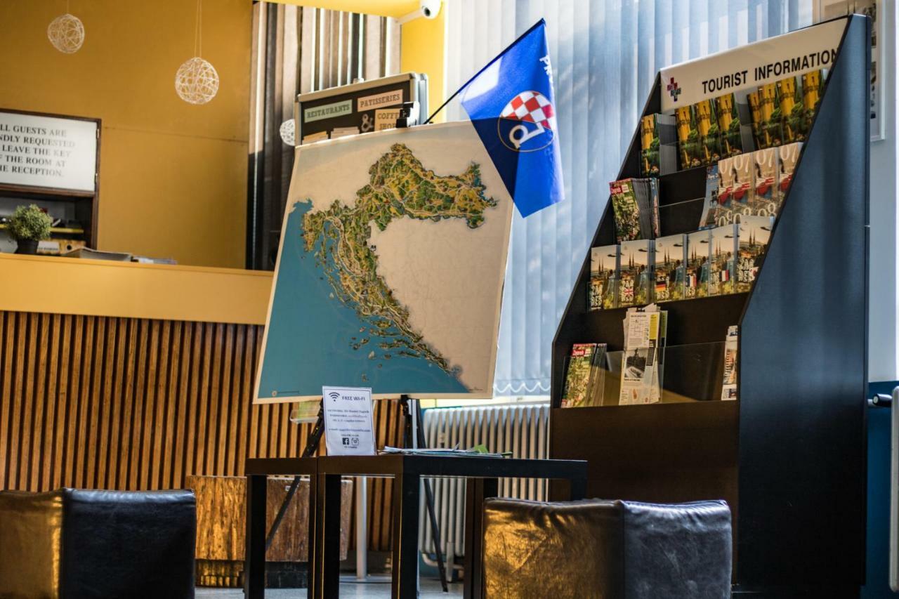 Hi Hostel Загреб Экстерьер фото